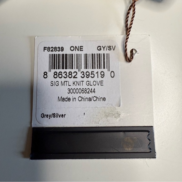 Coach Signature Knit Gloves Gray/Silver One Size NWT - Picture 5 of 5